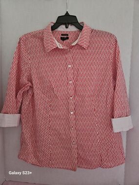 Talbots Pink and White Patterned Button-Up Blouse